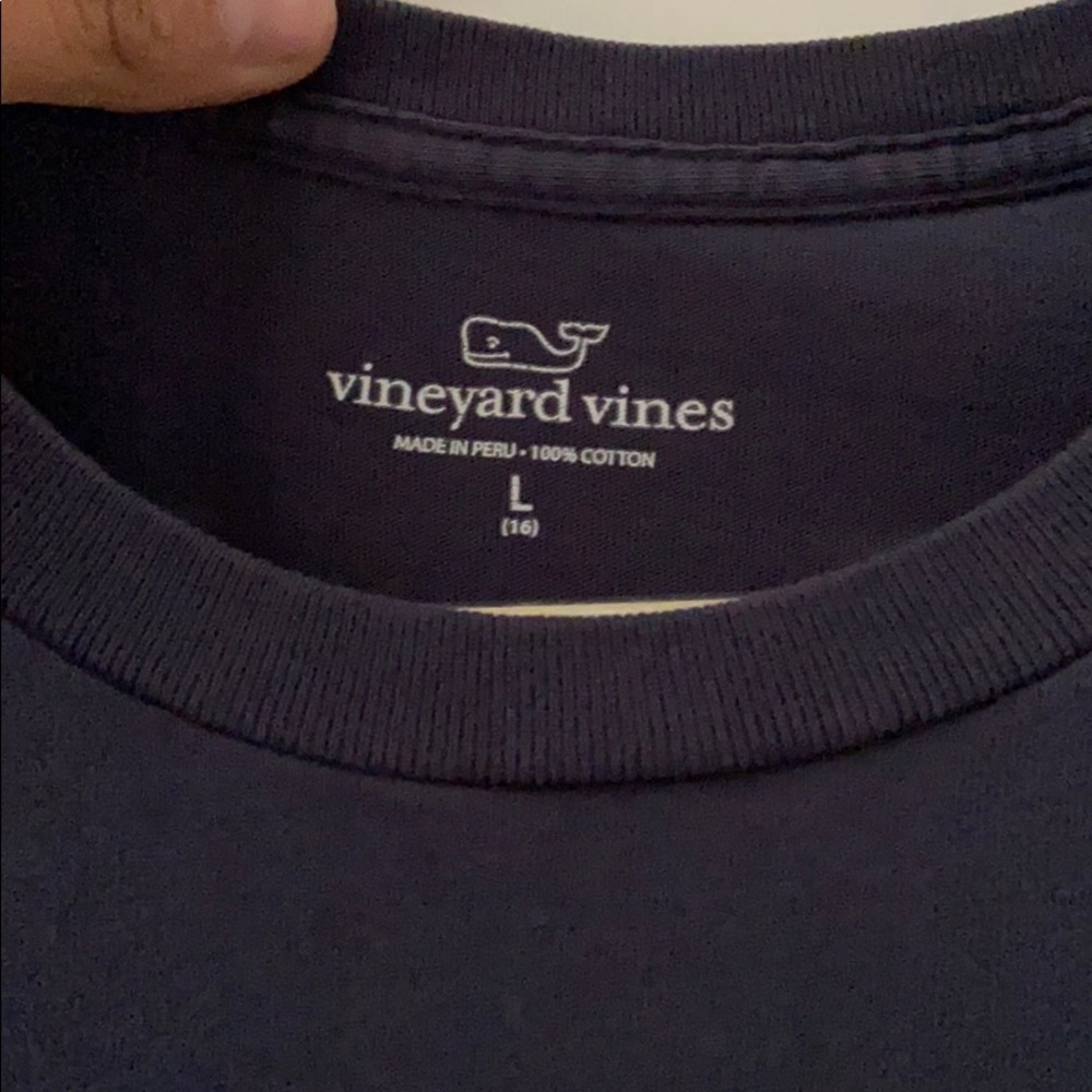 Vineyard Vines T-shirt - Picture 2 of 3